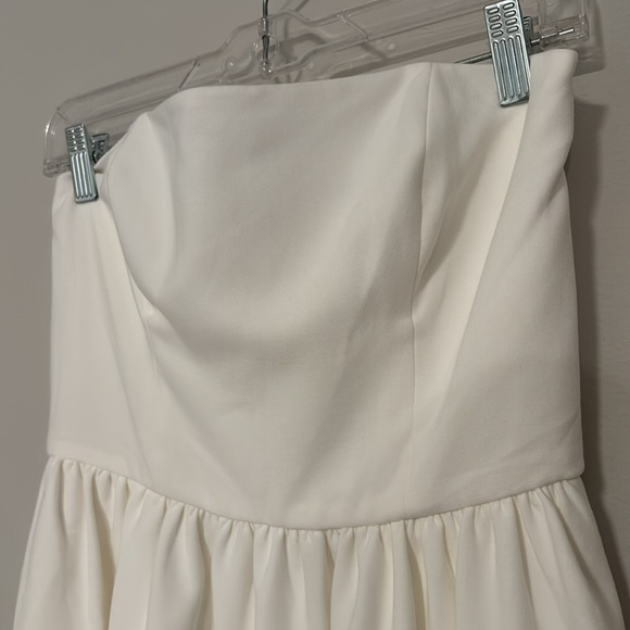 NWT French Connection whisper strapless peplum dress in summer white size 6 - Picture 3 of 6